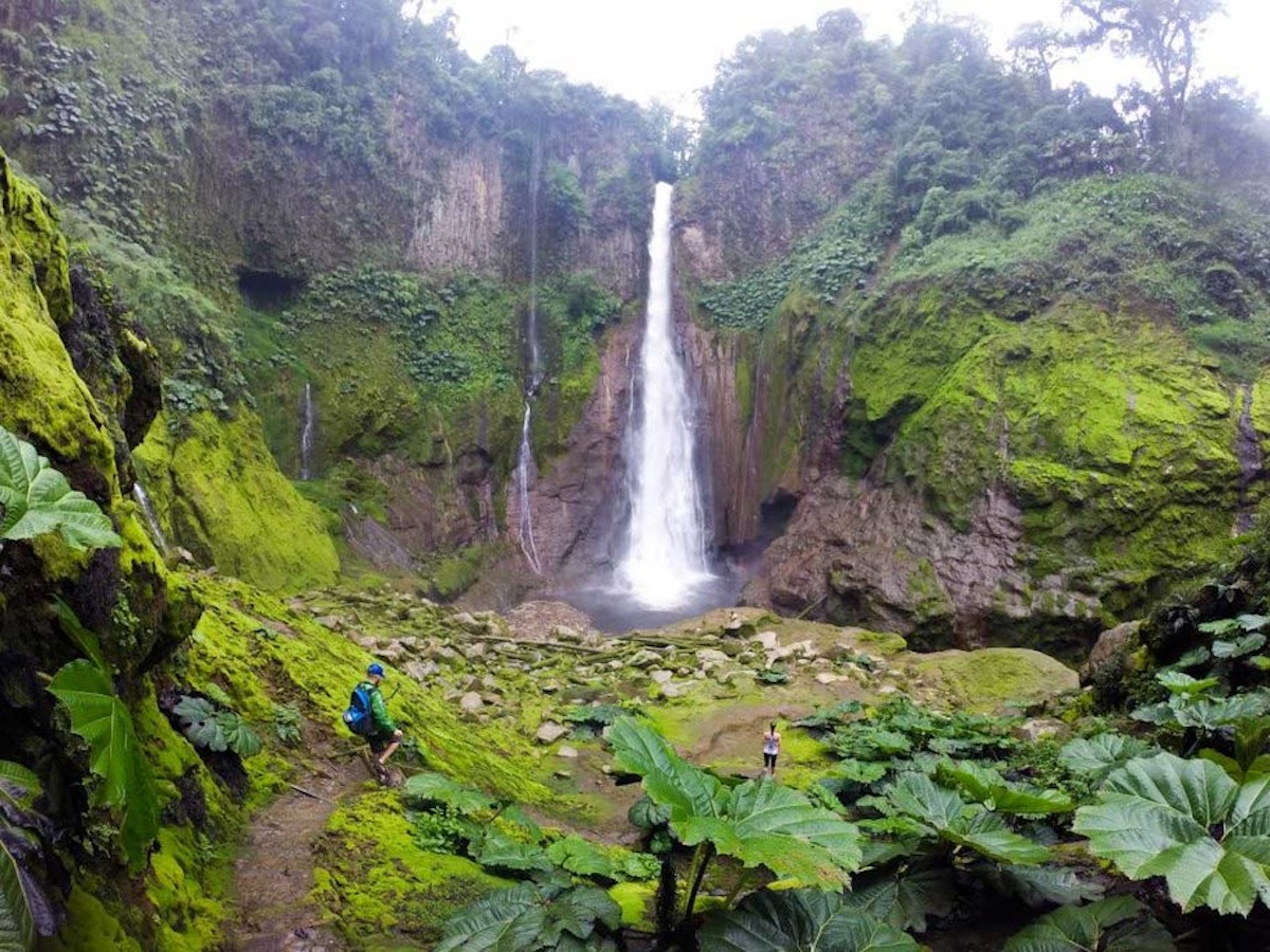 del toro waterfall